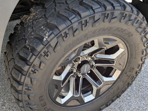 Used 2019 Ford F150 Raptor w/ Equipment Group 802A Luxury AWD/4WD image 14