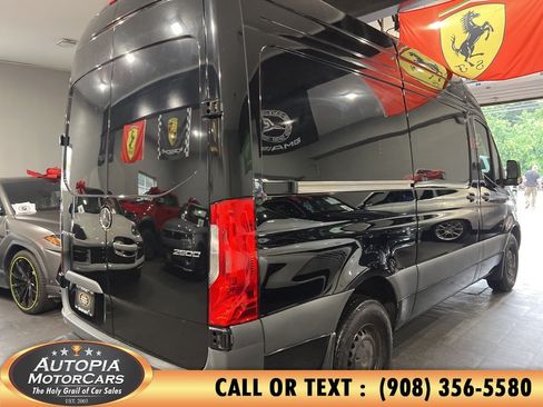 Used 2024 Mercedes-Benz Sprinter 2500 image 5