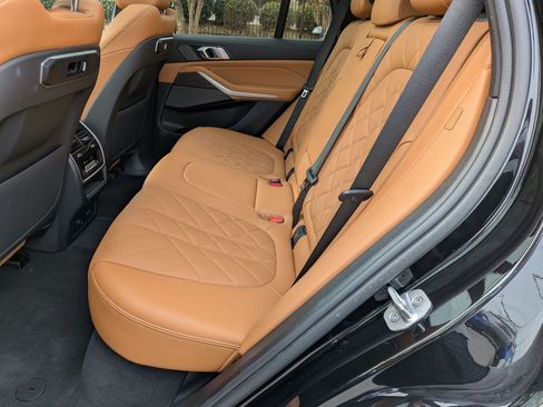 Used 2024 BMW X5 xDrive40i w/ Premium Package image 31