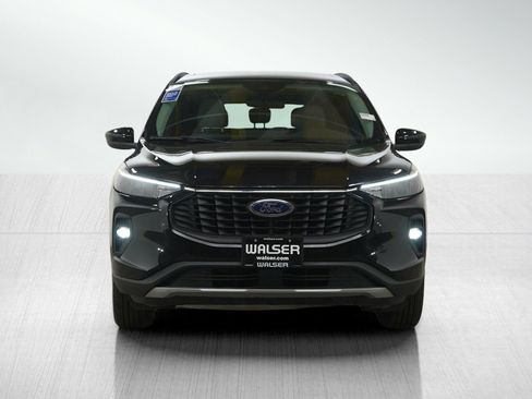 Used 2025 Ford Escape SE w/ Class II Trailer Tow Package FWD image 9