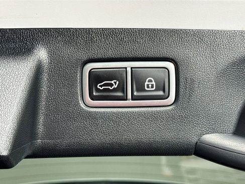 Used 2023 Kia Sorento SX Prestige AWD/4WD image 34