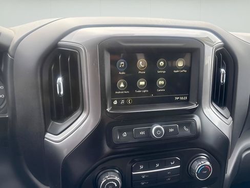 Used 2019 Chevrolet Silverado 1500 Custom Trail Boss w/ Custom Convenience Package AWD/4WD image 28