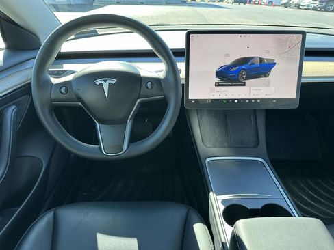 Used 2023 Tesla Model 3 Standard Range image 10