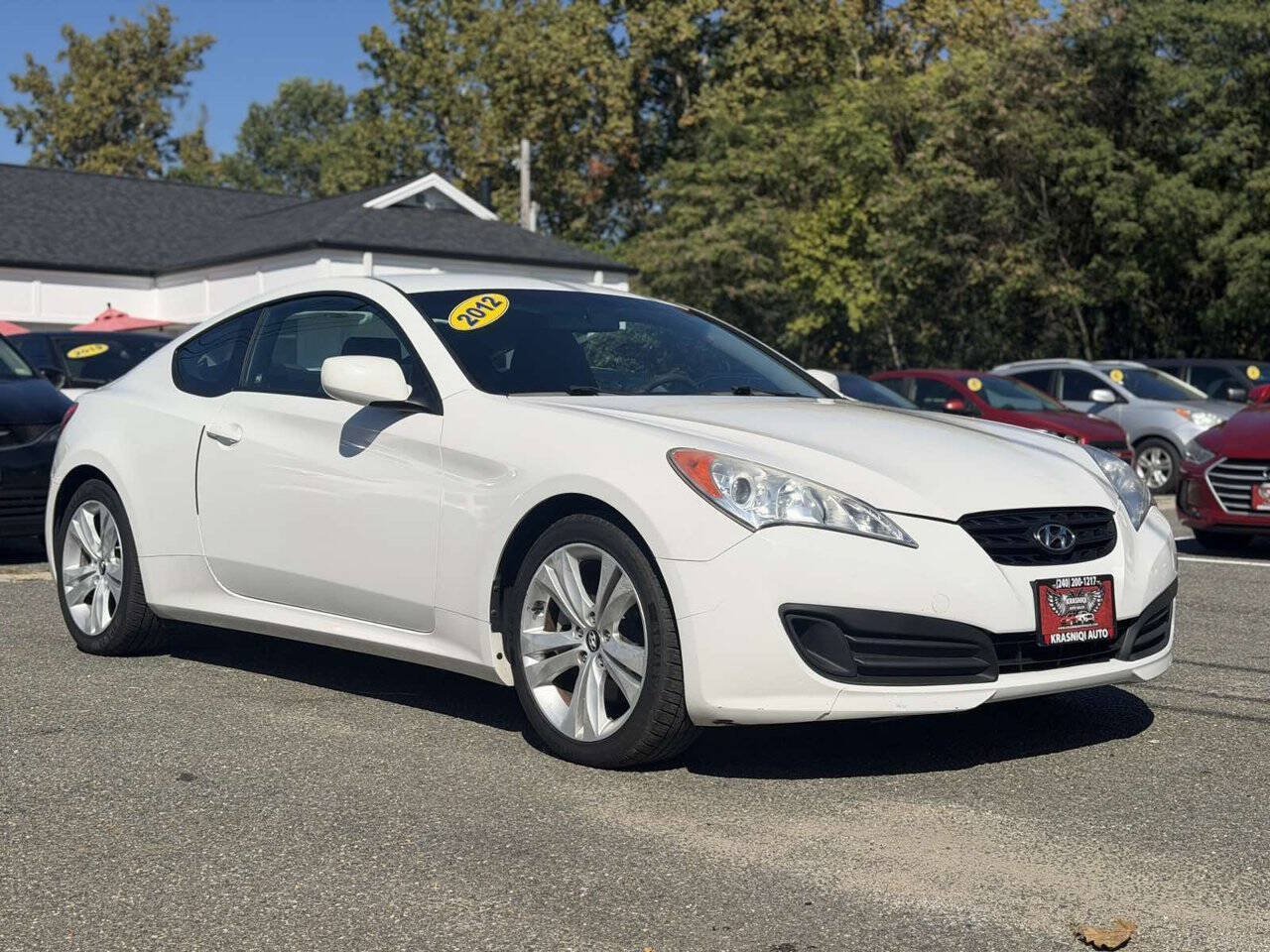 Used 2012 Hyundai Genesis 2.0T RWD image 5