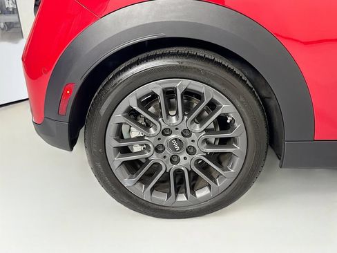 Certified 2026 MINI Cooper S FWD image 30