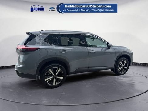 Used 2025 Nissan Rogue SL w/ SL Premium Package AWD/4WD image 5