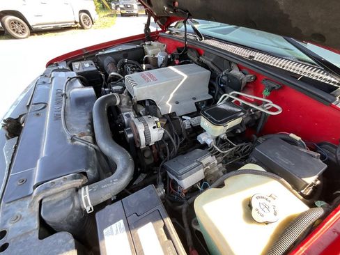 Used 1995 Chevrolet Silverado 3500 2WD Extended Cab image 40