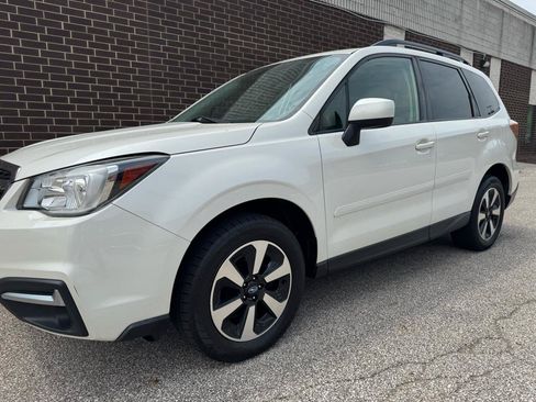 Used 2018 Subaru Forester 2.5i Premium w/ All-Weather Package AWD/4WD image 30