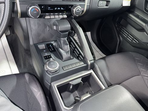 New 2026 Toyota Tacoma SR5 AWD/4WD image 31