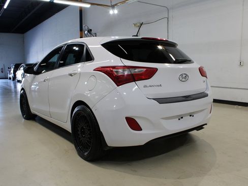 Used 2016 Hyundai Elantra GT image 4