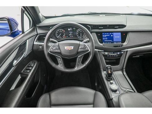 Used 2023 Cadillac XT5 Premium Luxury image 27