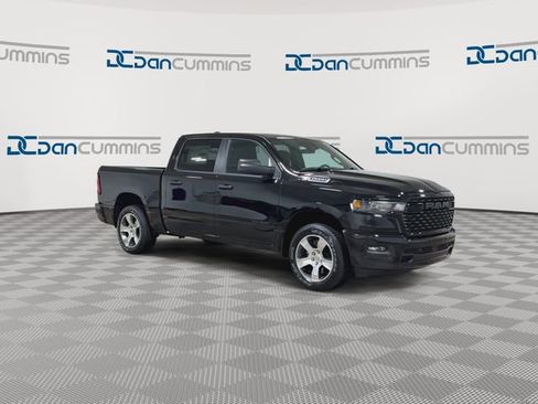 New 2026 RAM 1500 Express AWD/4WD image 2