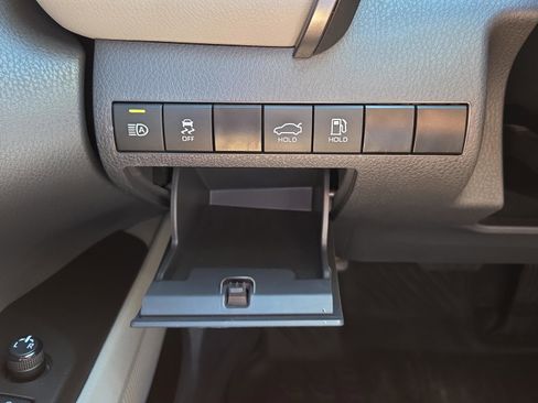 Used 2022 Toyota Camry LE image 20