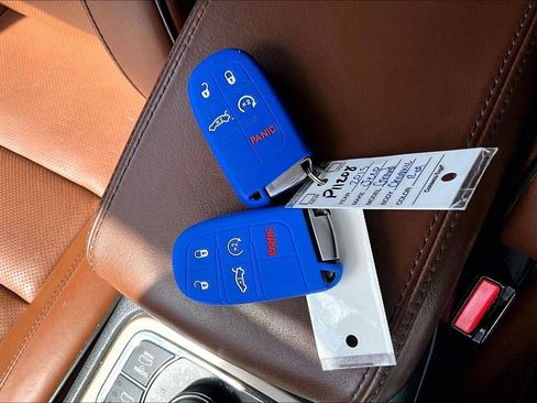 Used 2015 Jeep Grand Cherokee Summit AWD/4WD image 26