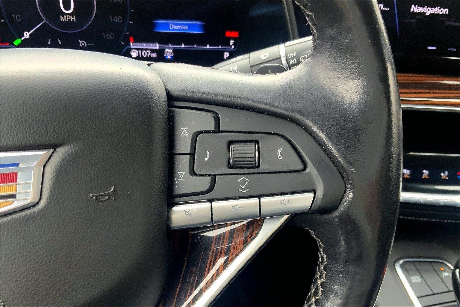 Used 2022 Cadillac Escalade Luxury AWD/4WD image 18