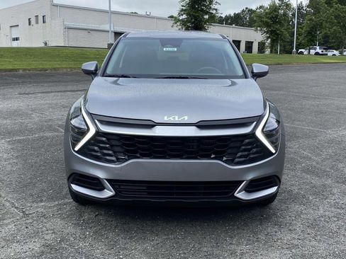 New 2025 Kia Sportage LX image 6