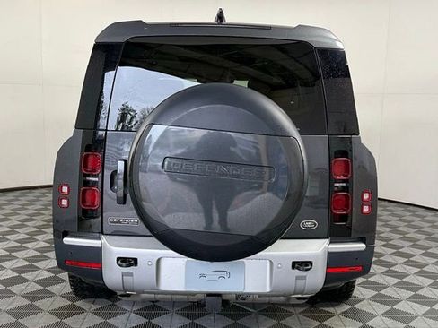 Used 2023 Land Rover Defender 130 First Edition image 7