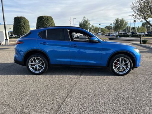 Used 2018 Alfa Romeo Stelvio Ti Sport image 6