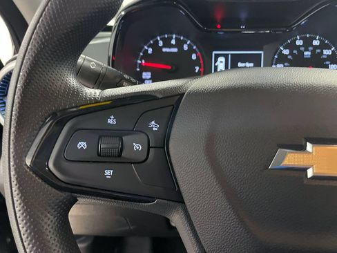 Used 2024 Chevrolet Trax LS FWD image 31