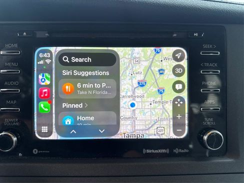 Used 2019 Toyota Sienna XLE FWD image 19