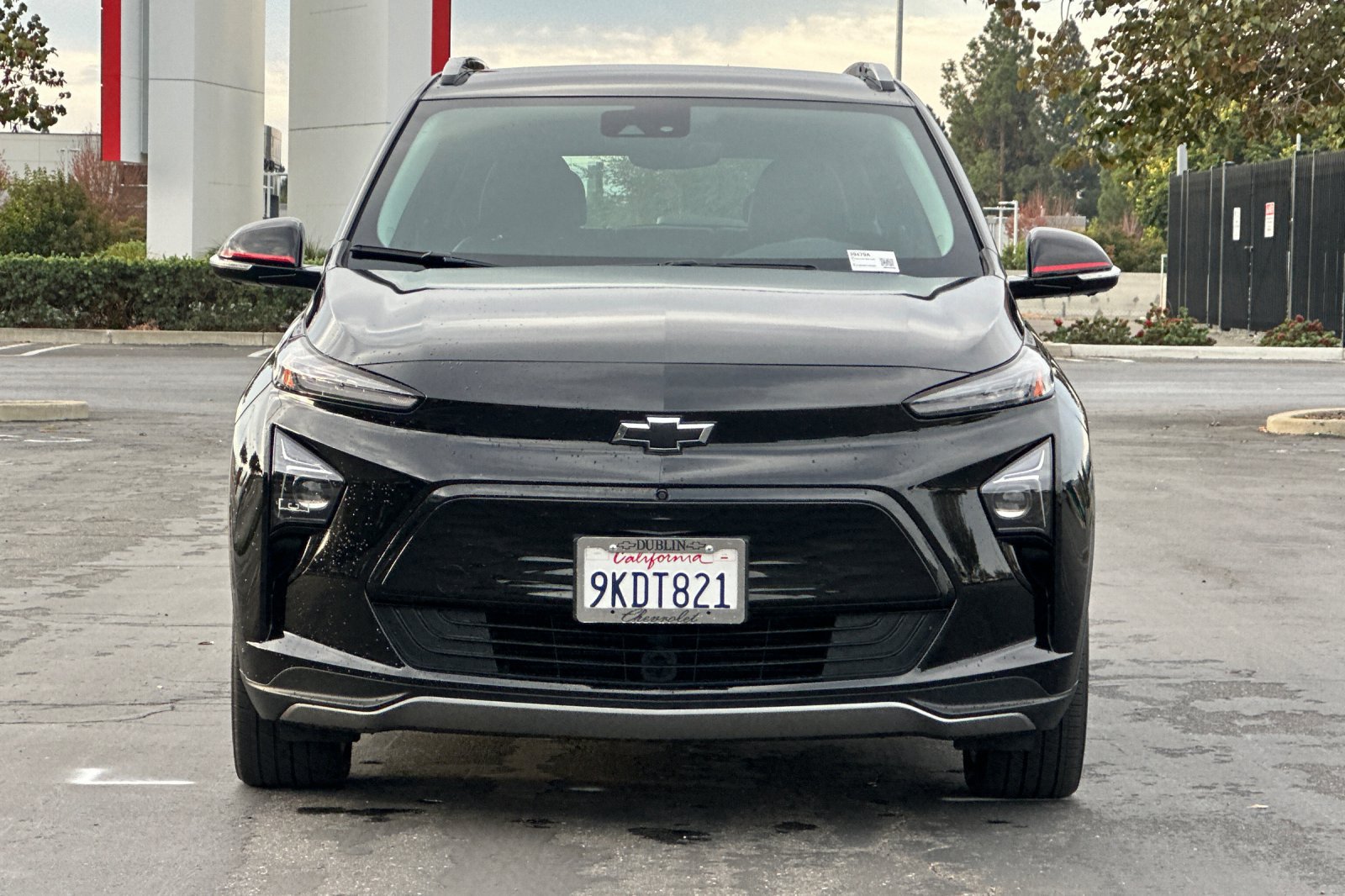 Used 2023 Chevrolet Bolt EUV Premier w/ Redline Edition FWD image 9
