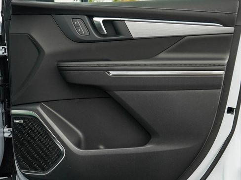 New 2026 Buick Enclave Preferred w/ Power Package image 11