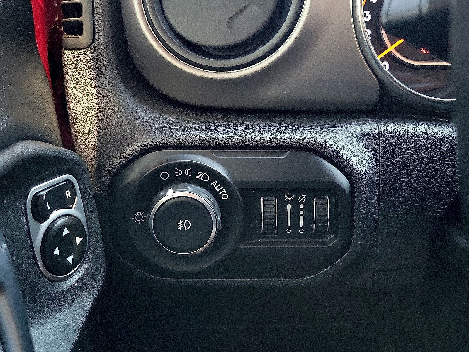 Used 2020 Jeep Wrangler Unlimited Sport S AWD/4WD image 13