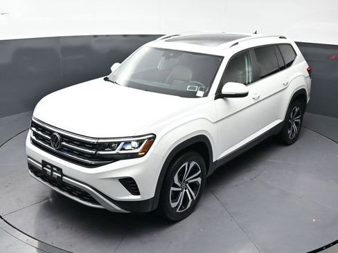 Used 2023 Volkswagen Atlas SEL AWD/4WD image 28