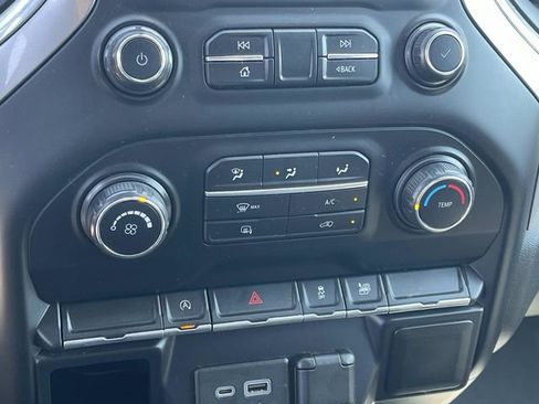 Used 2020 Chevrolet Silverado 1500 LT AWD/4WD image 28