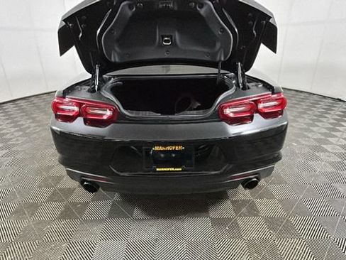 Used 2022 Chevrolet Camaro LT w/ Technology Package RWD image 27