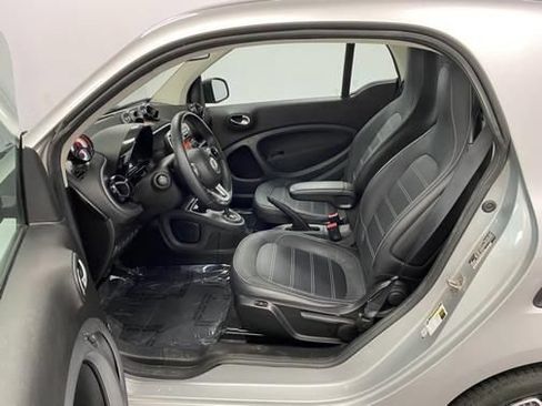 Used 2019 smart fortwo electric drive RWD image 20