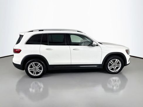 Used 2022 Mercedes-Benz GLB 250 4MATIC image 8