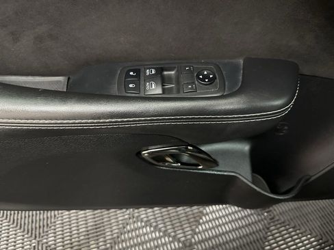 Used 2019 Dodge Challenger SRT Hellcat image 19