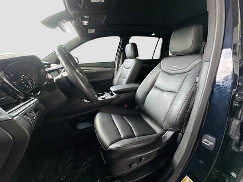 Used 2022 Cadillac XT6 Luxury image 22