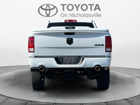 Used 2021 RAM 1500 Express w/ Express Value Package AWD/4WD image 4