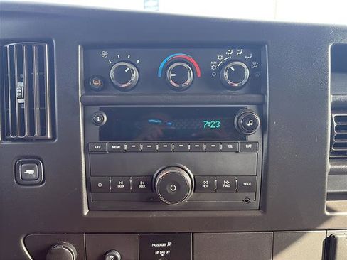Used 2024 GMC Savana 2500 w/ Driver Convenience Package RWD image 21