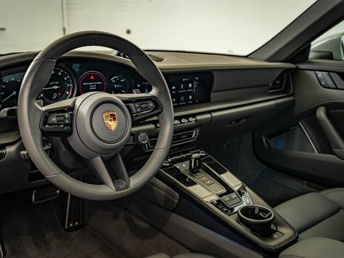 Certified 2022 Porsche 911 Targa 4 GTS image 5