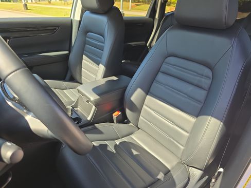Used 2025 Honda CR-V EX-L image 16