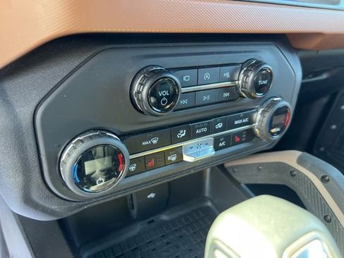Certified 2024 Ford Bronco Outer Banks AWD/4WD image 15