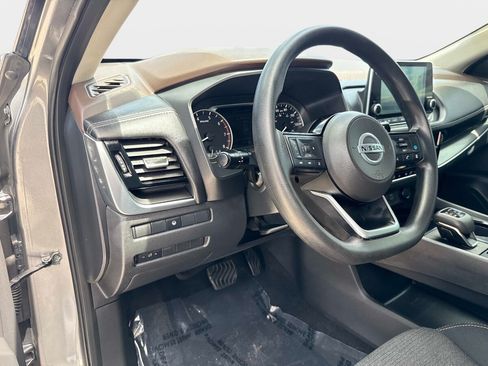 Used 2021 Nissan Rogue SV AWD/4WD image 18