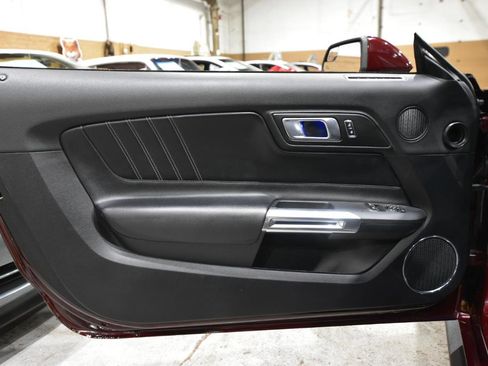 Used 2018 Ford Mustang GT Premium image 14