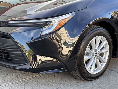 Certified 2026 Toyota Corolla LE w/ LE Premium Package FWD image 9