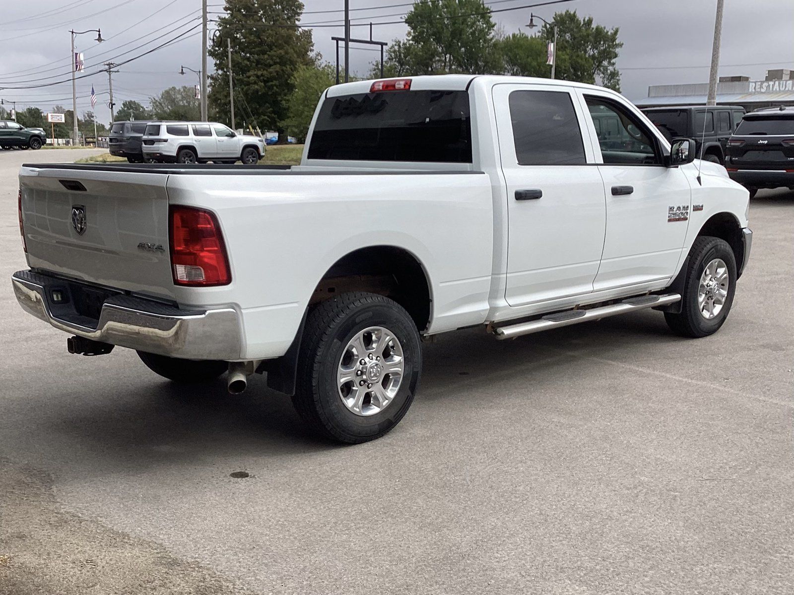 Used 2017 RAM 2500 Tradesman w/ Chrome Appearance Group AWD/4WD image 5
