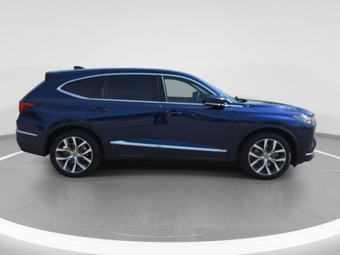 Used 2023 Acura MDX SH-AWD w/ Technology Package image 4