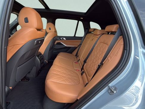 New 2026 BMW X5 xDrive40i w/ M Sport Package image 14