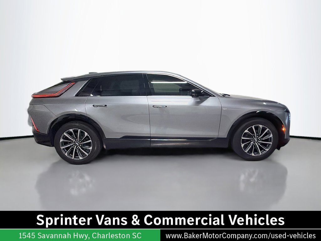 Used 2024 Cadillac Lyriq Sport RWD image 8