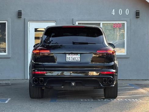 Used 2016 Porsche Cayenne GTS AWD/4WD image 5