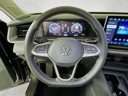 New 2026 Volkswagen Tiguan S FWD image 6