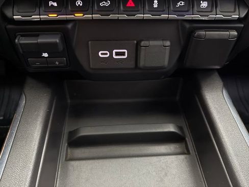 Used 2021 GMC Sierra 1500 Elevation w/ Preferred Package RWD image 20