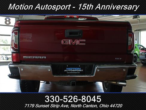 Used 2017 GMC Sierra 1500 SLT AWD/4WD image 9